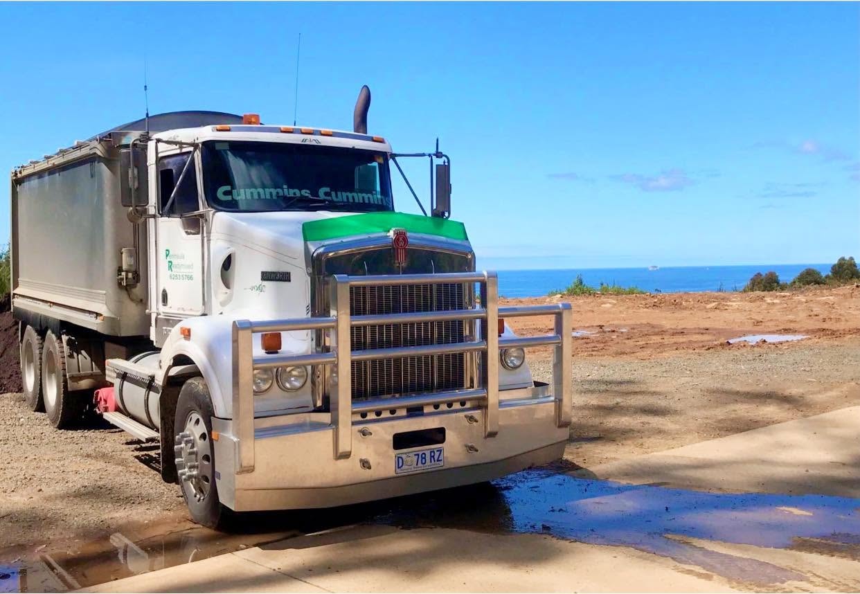 Kenworth on a coastal dirt road